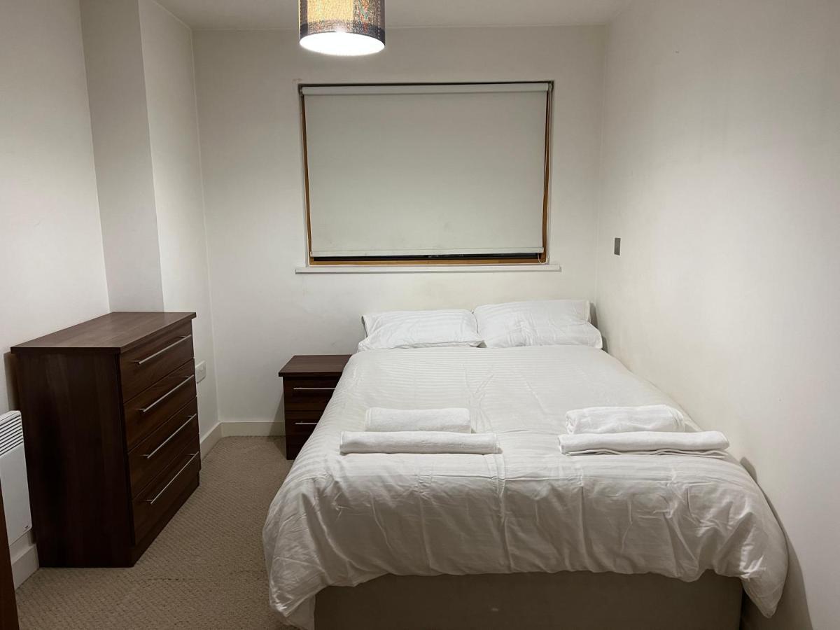 Bigkings Stylish 2 Bedroom Apartment With Free On Street Parking Manchester Exterior photo